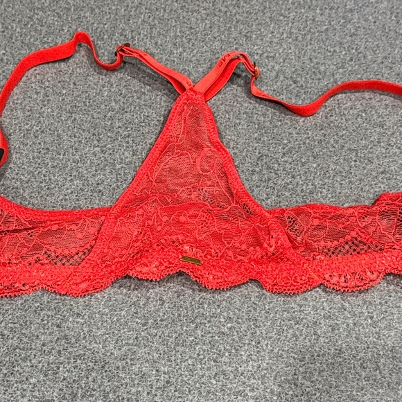 BeMe Red Racer Back Bra Size 36B - Picture 3 of 4